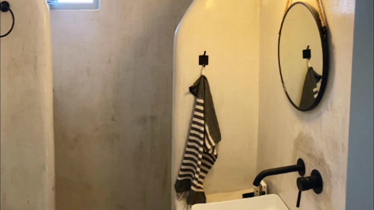 Photo of Bathroom in Ios Town