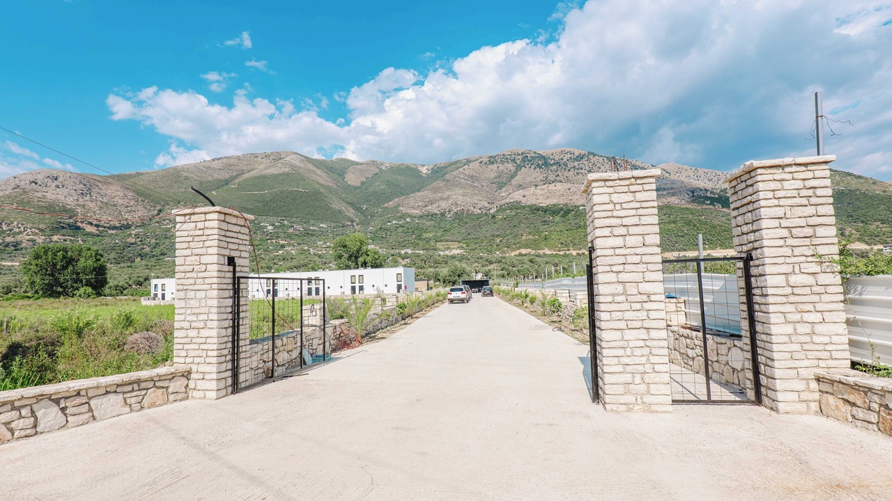 Photo of Outdoor in Borsh