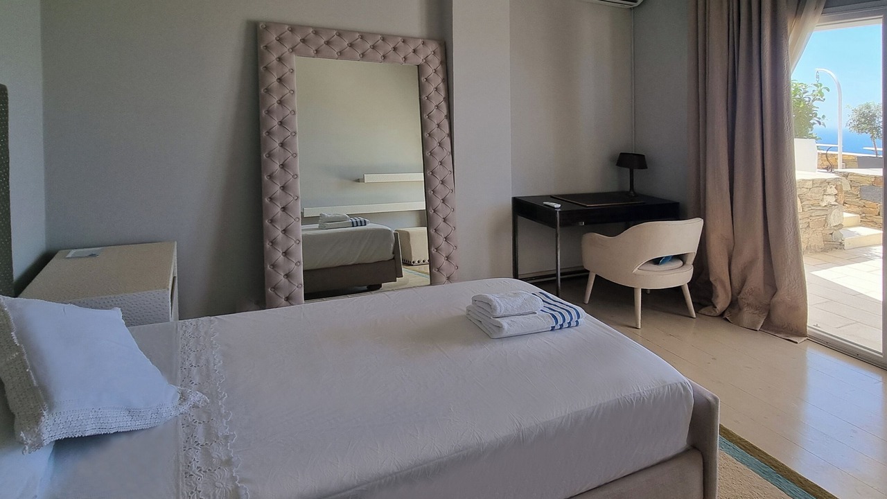Photo of Bedroom in Syros