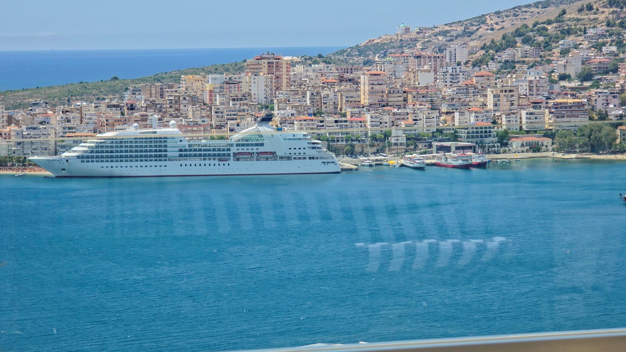 Photo of Others in Sarande
