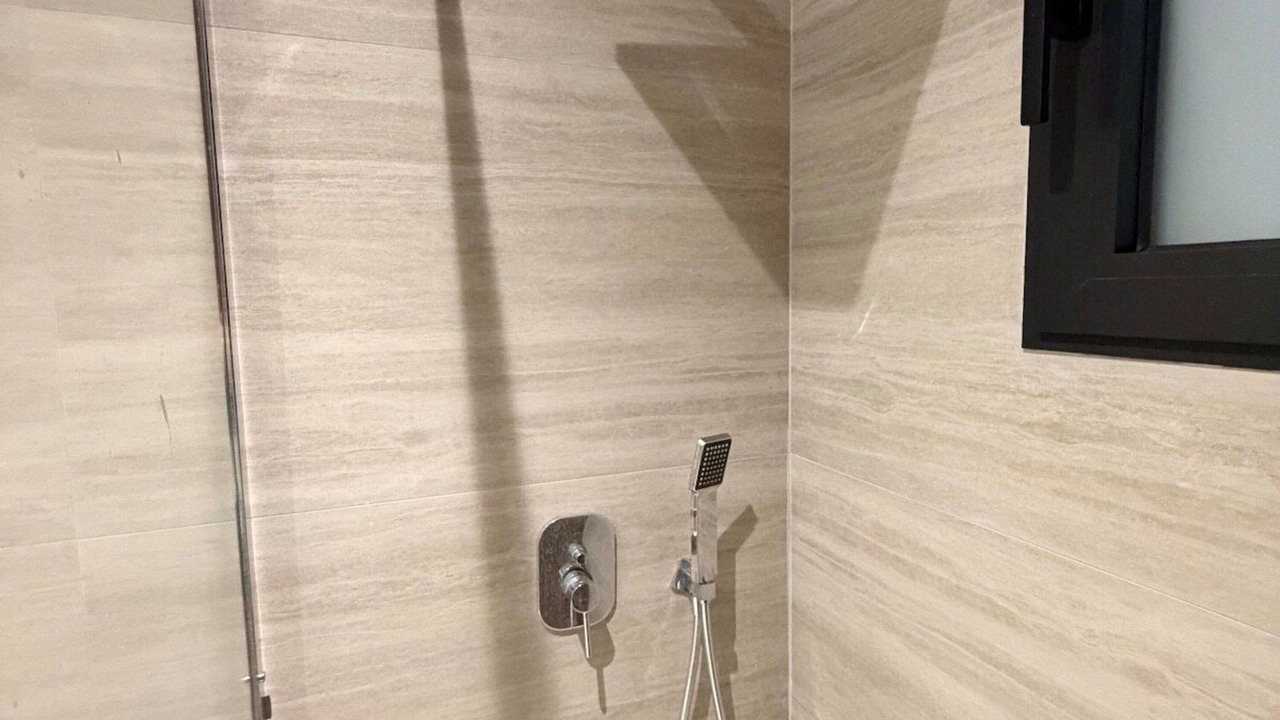 Photo of Bathroom in Elliniko-Argyroupoli