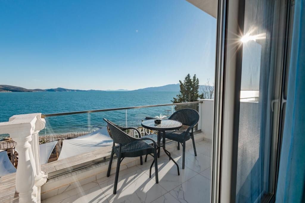 Photo of Patio Balcony in Kodrra