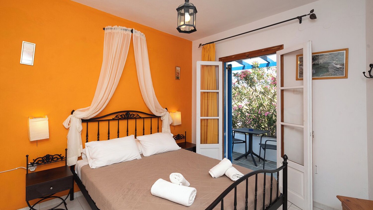Photo of Bedroom in Kamares