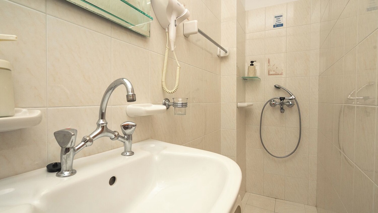 Photo of Bathroom in Kamares