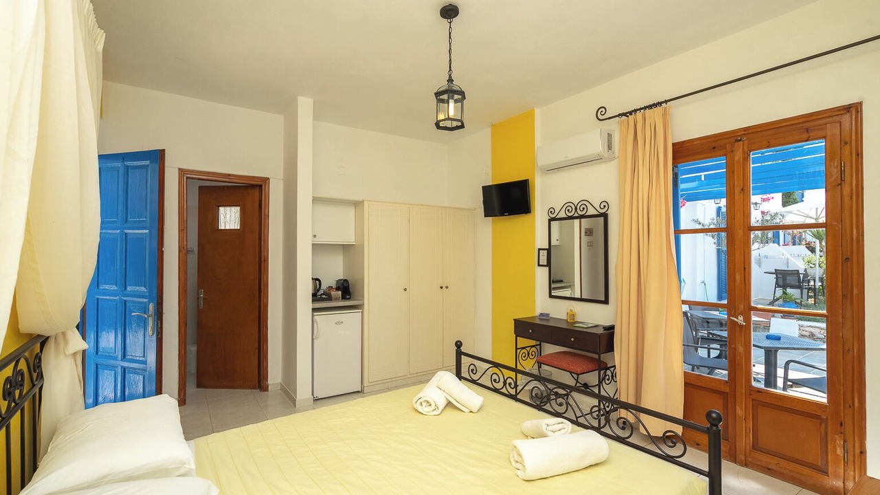 Photo of Bedroom in Kamares