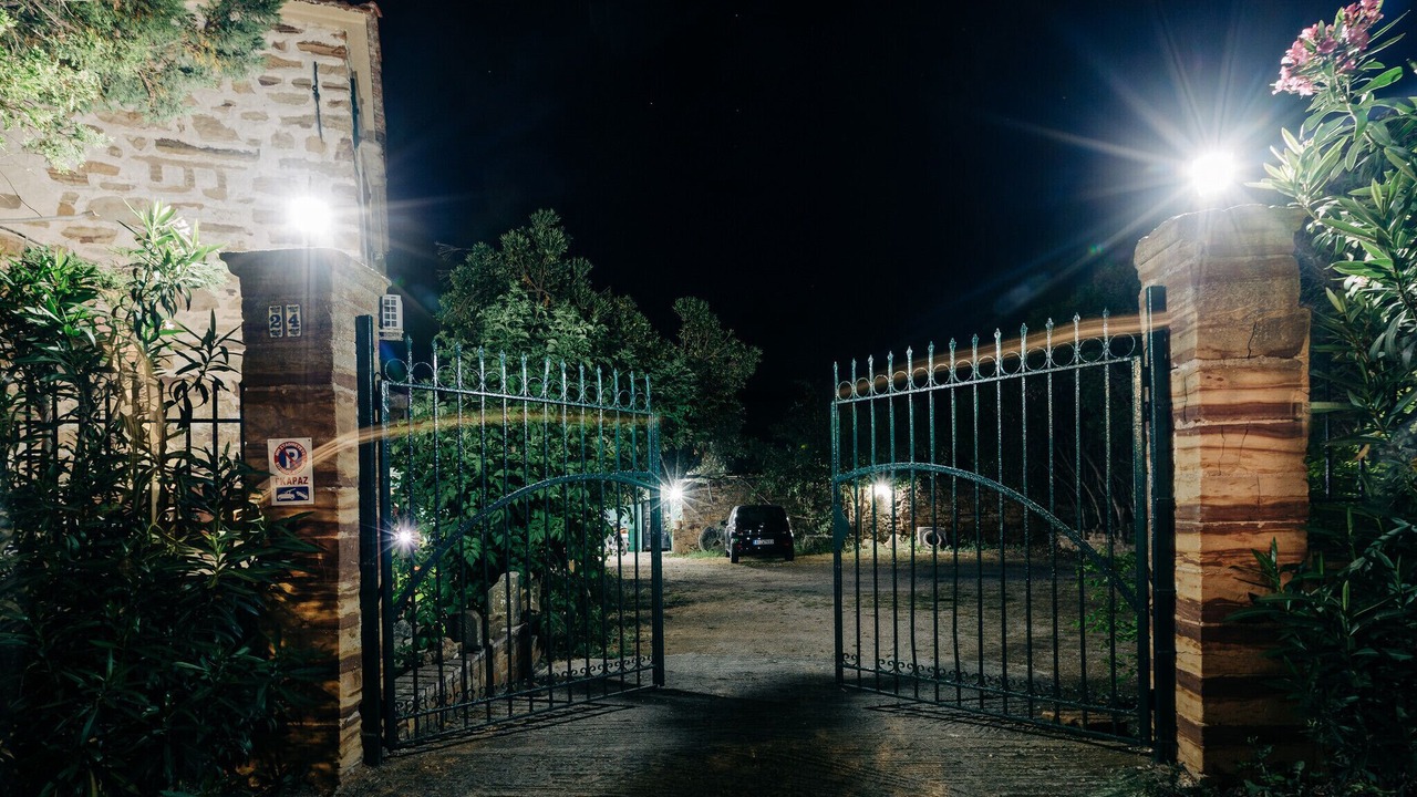 Photo of Outdoor in Kambos