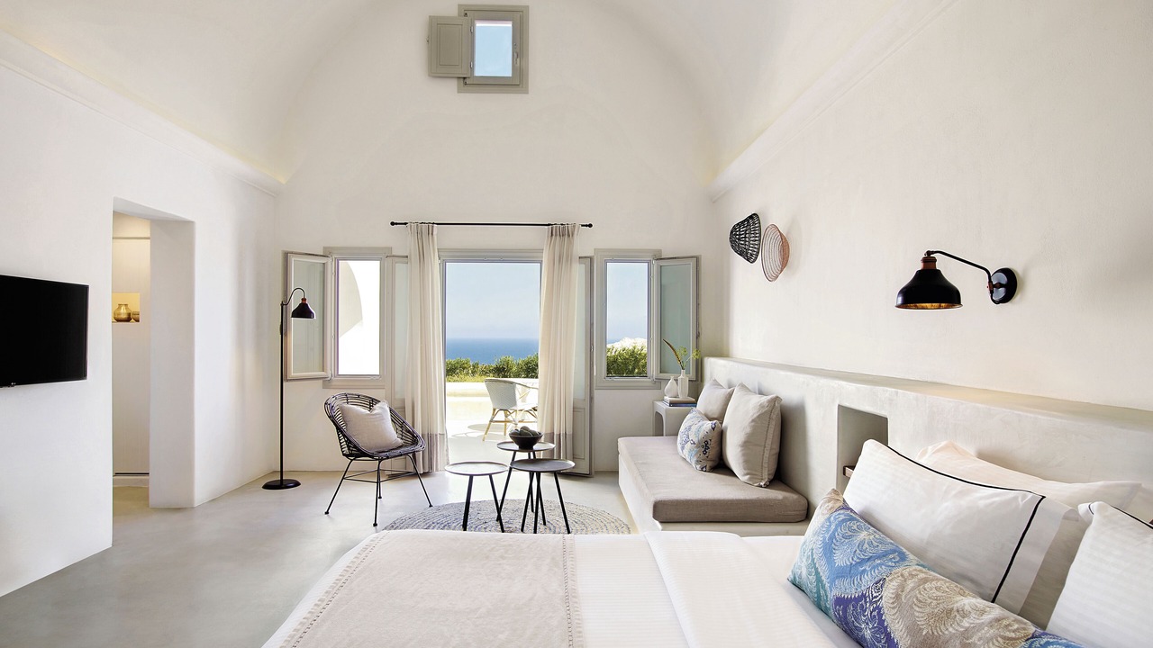 Photo of Bedroom in Oia