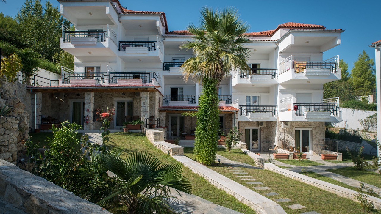 Photo of Outdoor in Polichrono
