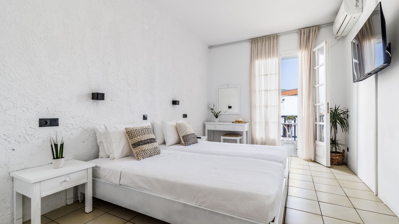 Photo of Bedroom in Skopelos Town