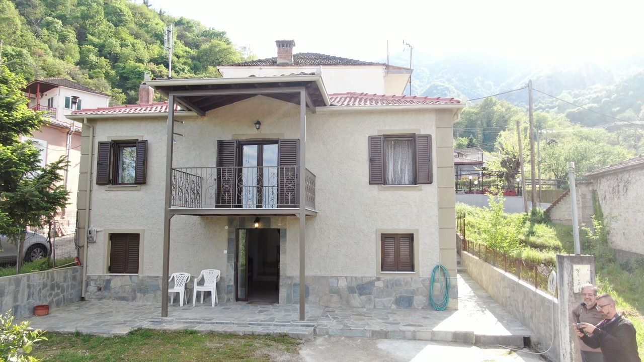 Photo of Outdoor in Mavromati