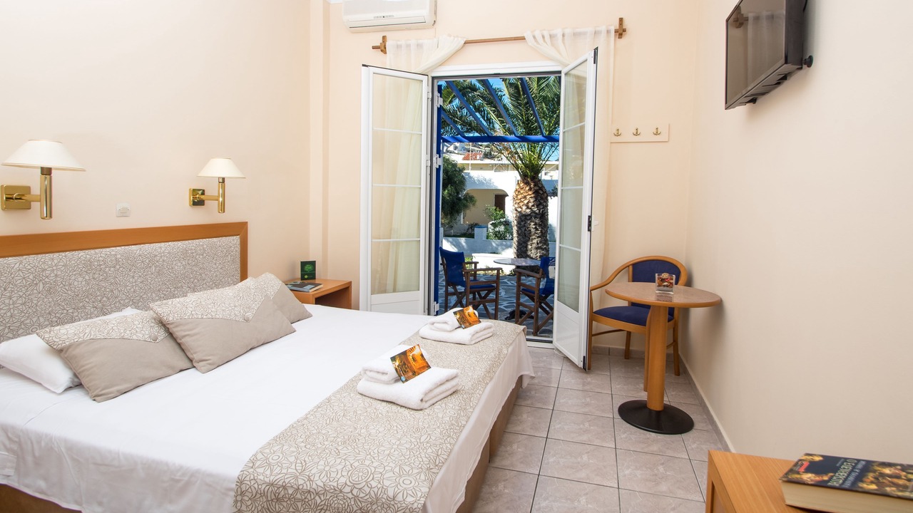 Photo of Bedroom in Vari