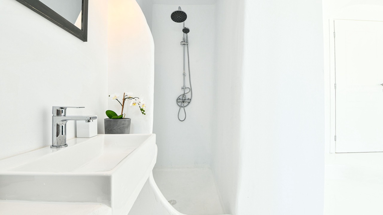 Photo of Bathroom in Agios Ioannis