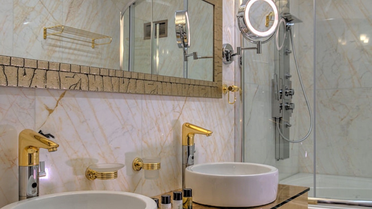 Photo of Bathroom in Fiskardo
