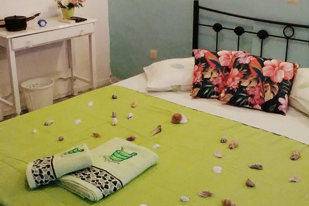 Photo of Bedroom in Perama