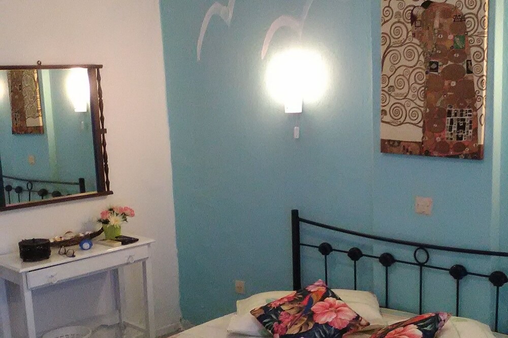 Photo of Bedroom in Perama