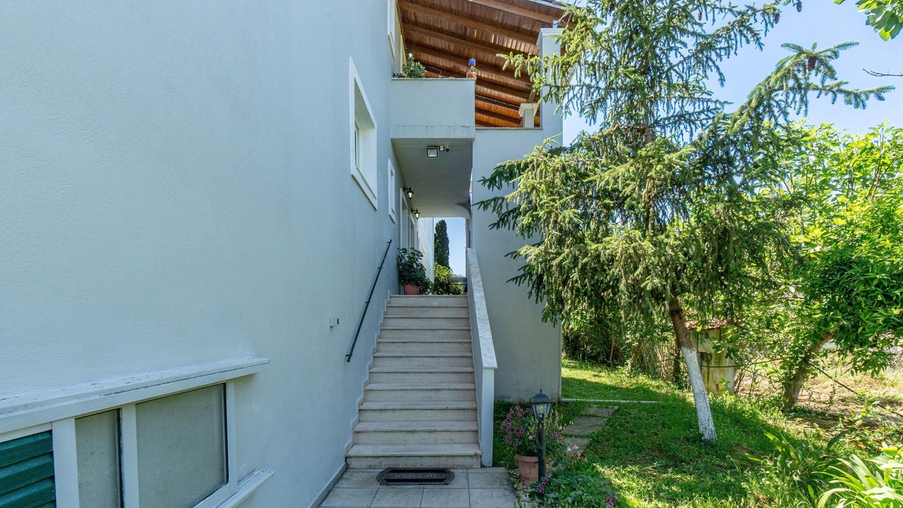 Photo of Outdoor in Tzavros