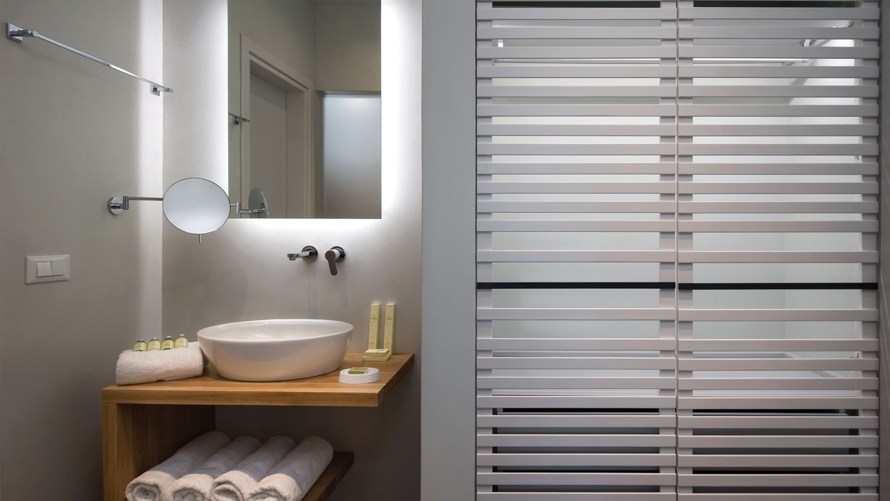 Photo of Bathroom in Perissa