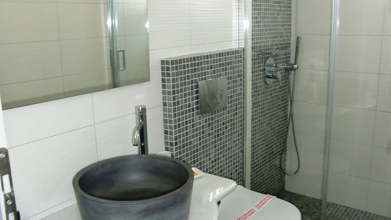 Photo of Bathroom in Fira