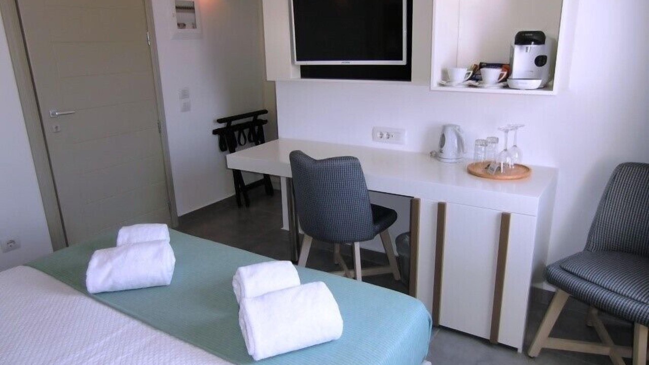 Photo of Bedroom in Fira