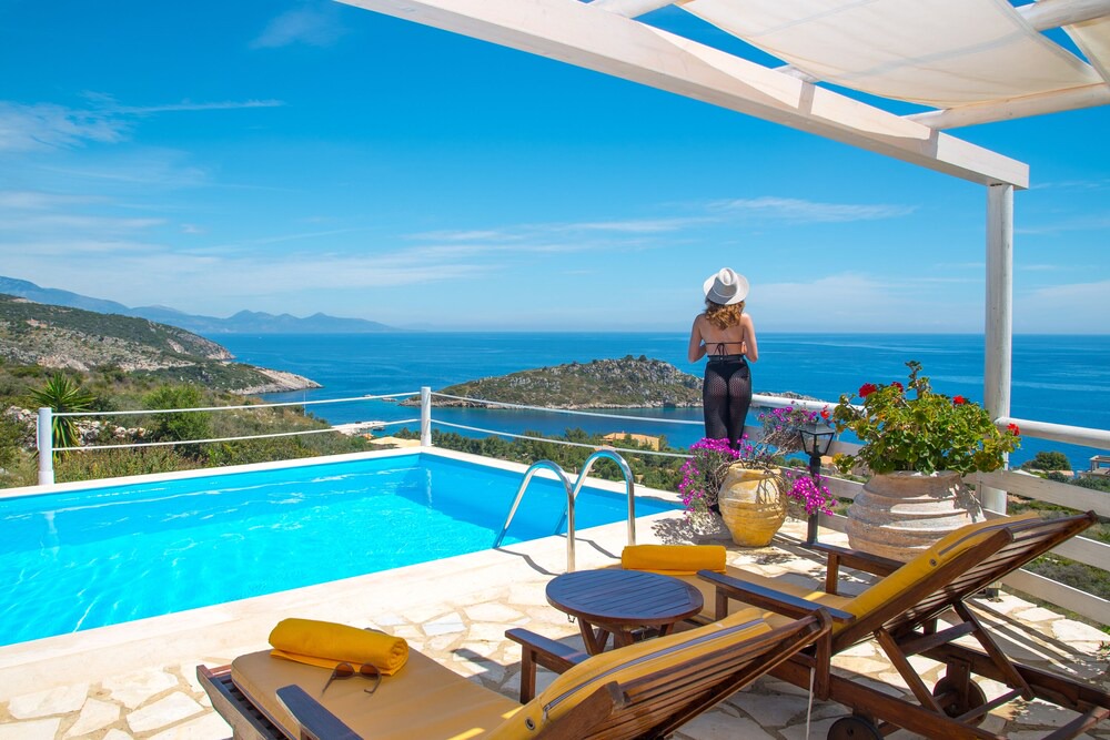 Photo of Patio Balcony in Varvara