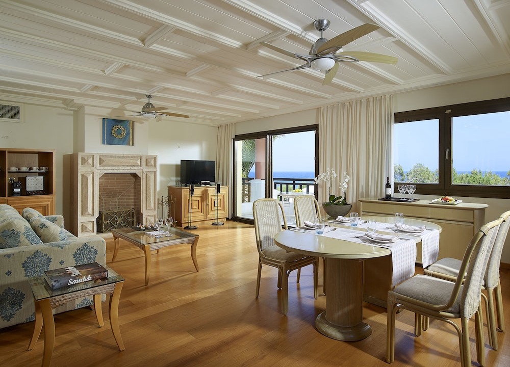 Photo of Livingroom in Anissaras