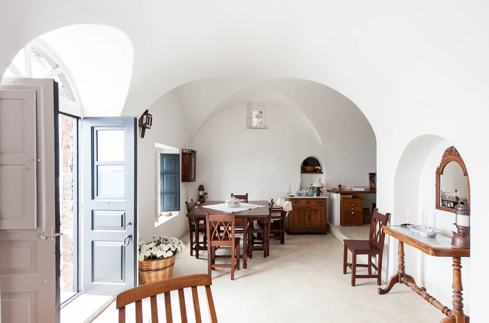 Photo of Others in Oia