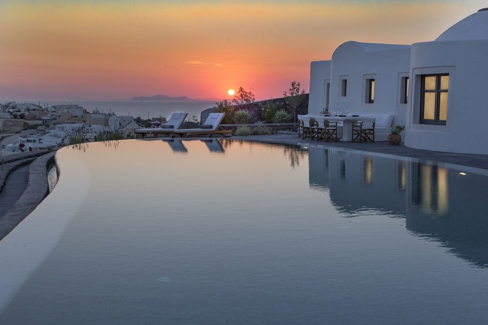 Photo of Others in Oia