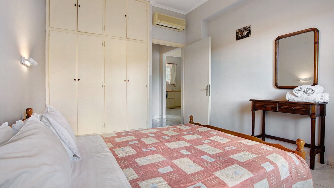 Photo of Bedroom in Limni Keri