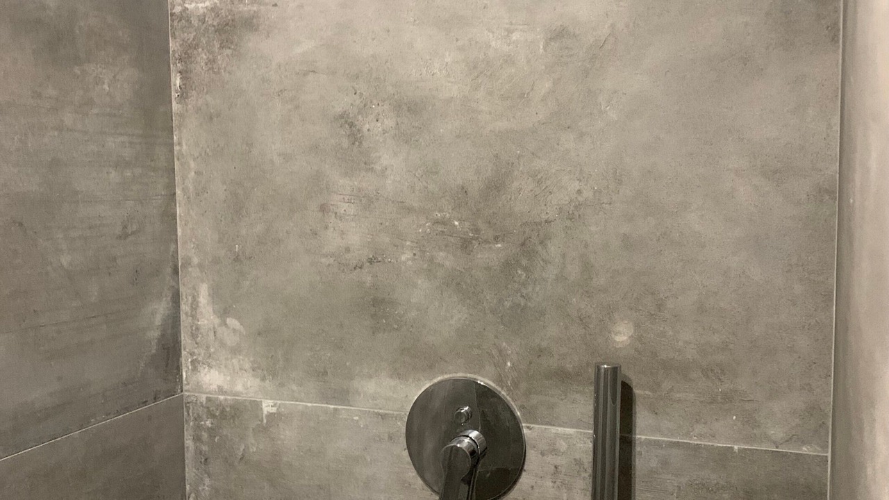Photo of Bathroom in Old Quarter