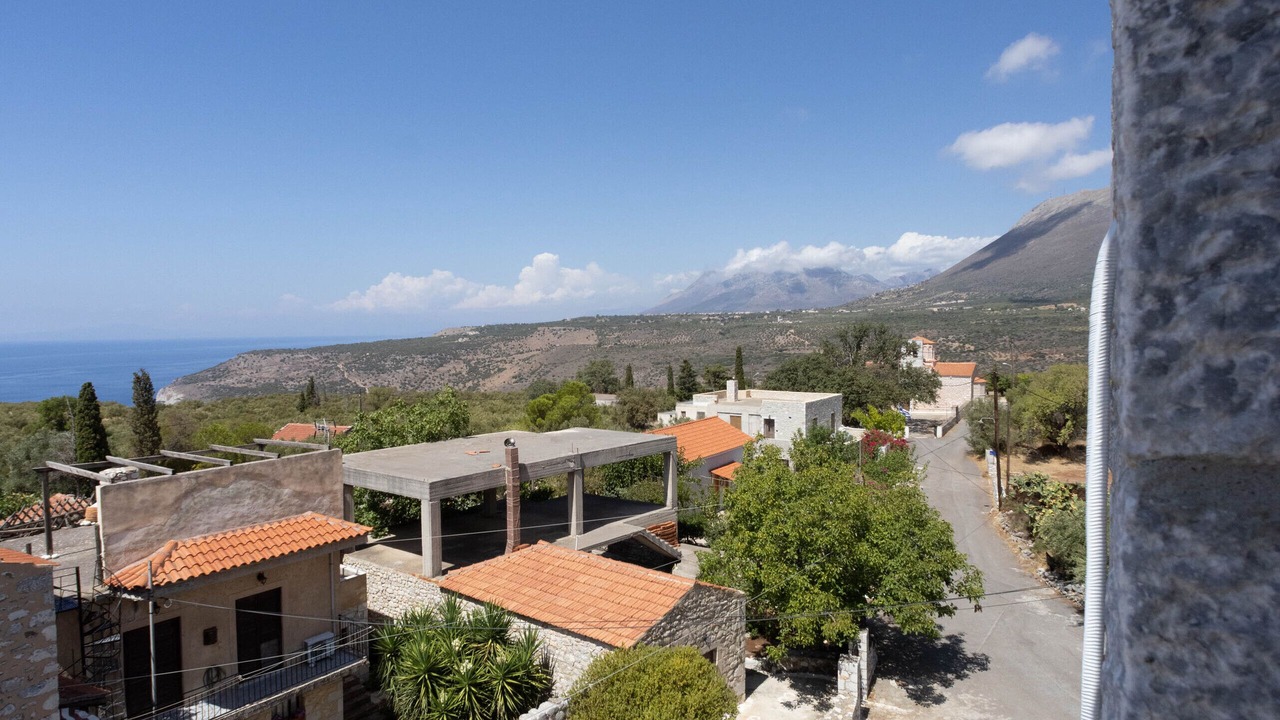 Photo of Outdoor in Omales