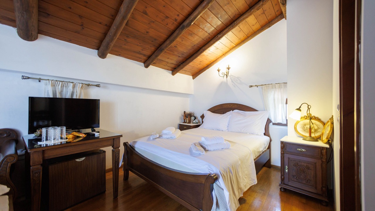 Photo of Bedroom in Omales