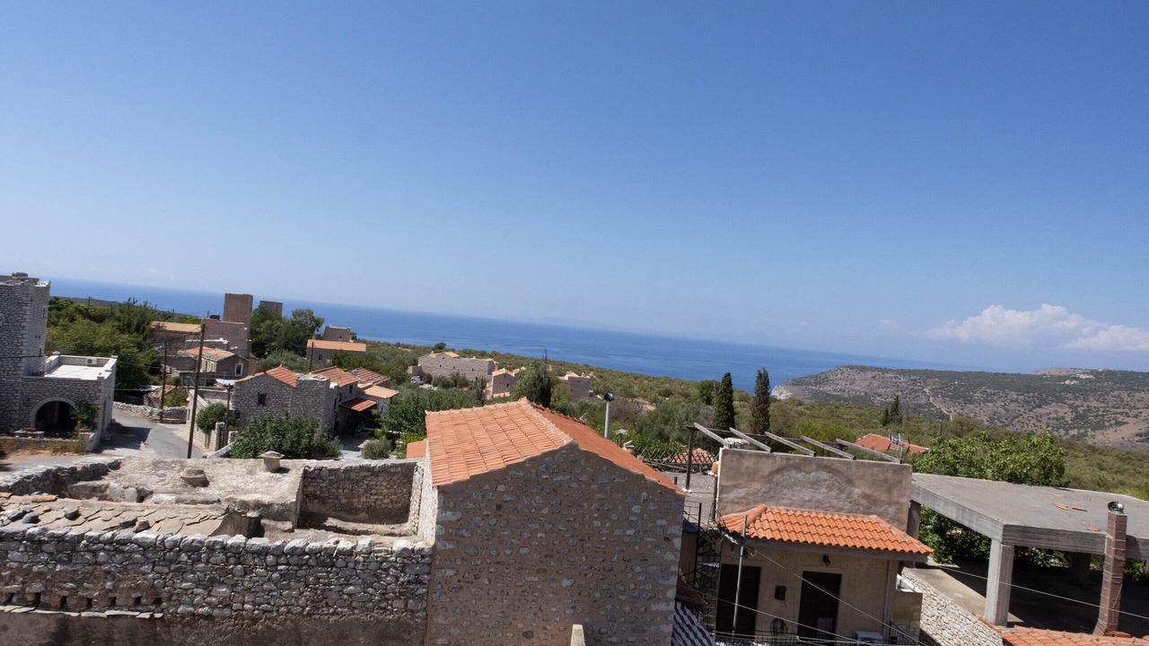 Photo of Outdoor in Omales