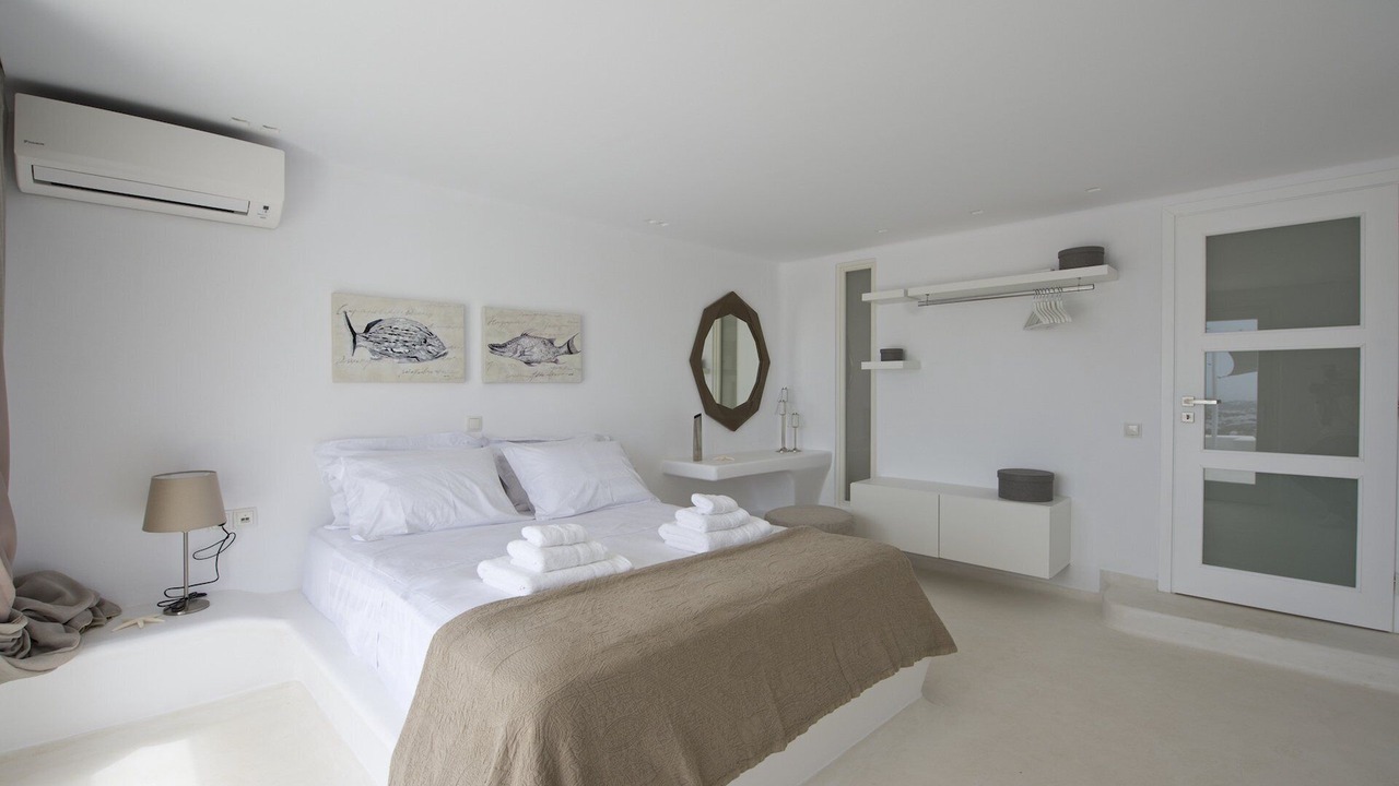 Photo of Bedroom in Tourlos