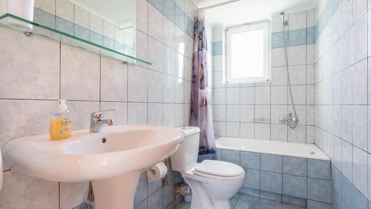 Photo of Bathroom in Katochori