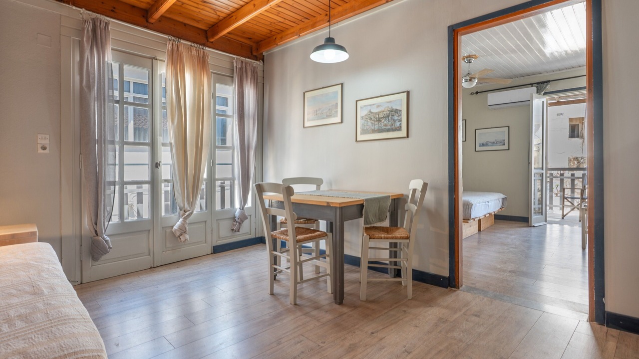 Photo of Bedroom in Mirtos