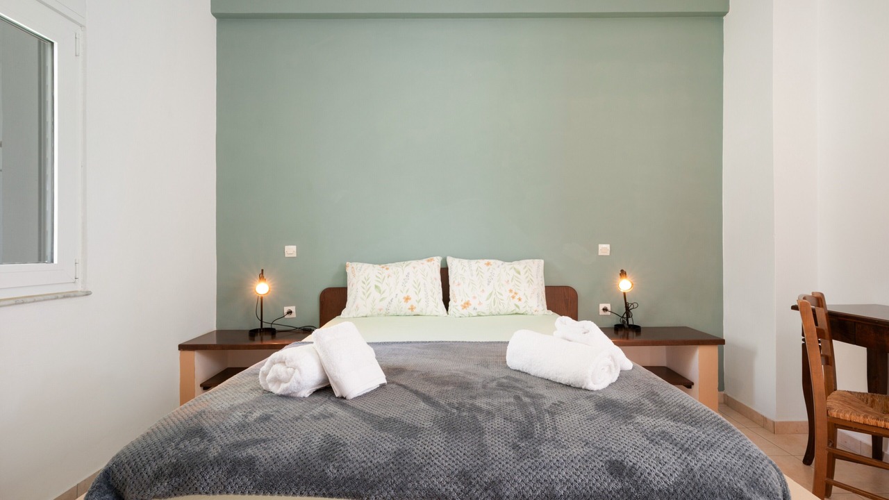 Photo of Bedroom in Mirtos