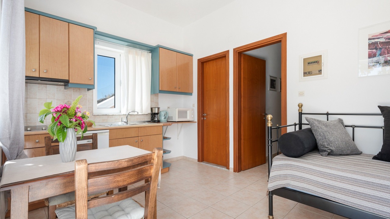 Photo of Bedroom in Mirtos