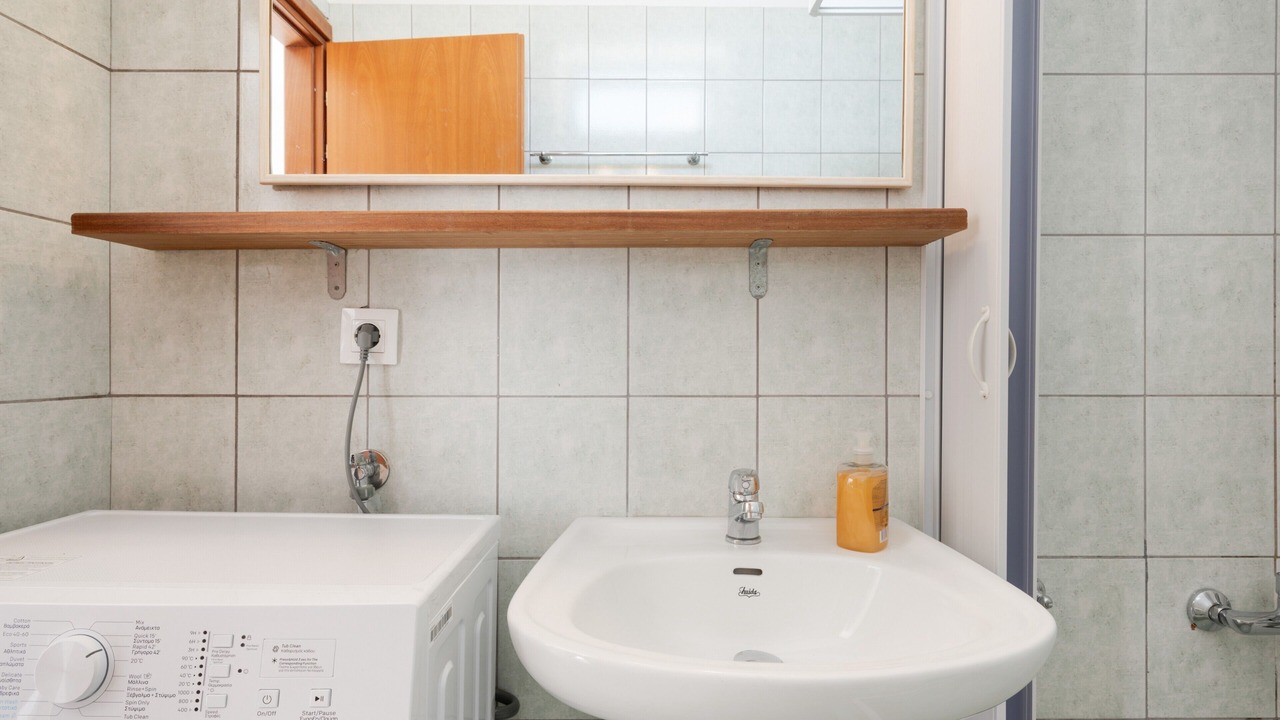 Photo of Bathroom in Mirtos