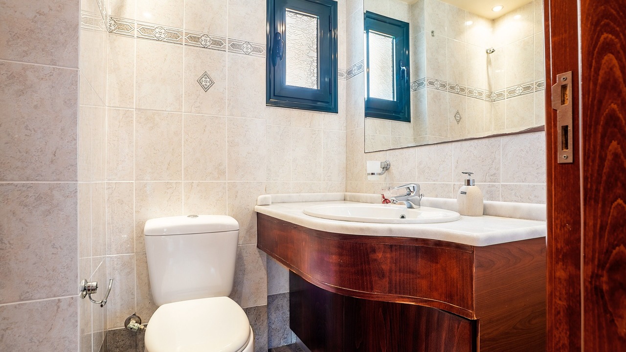 Photo of Bathroom in Lahania