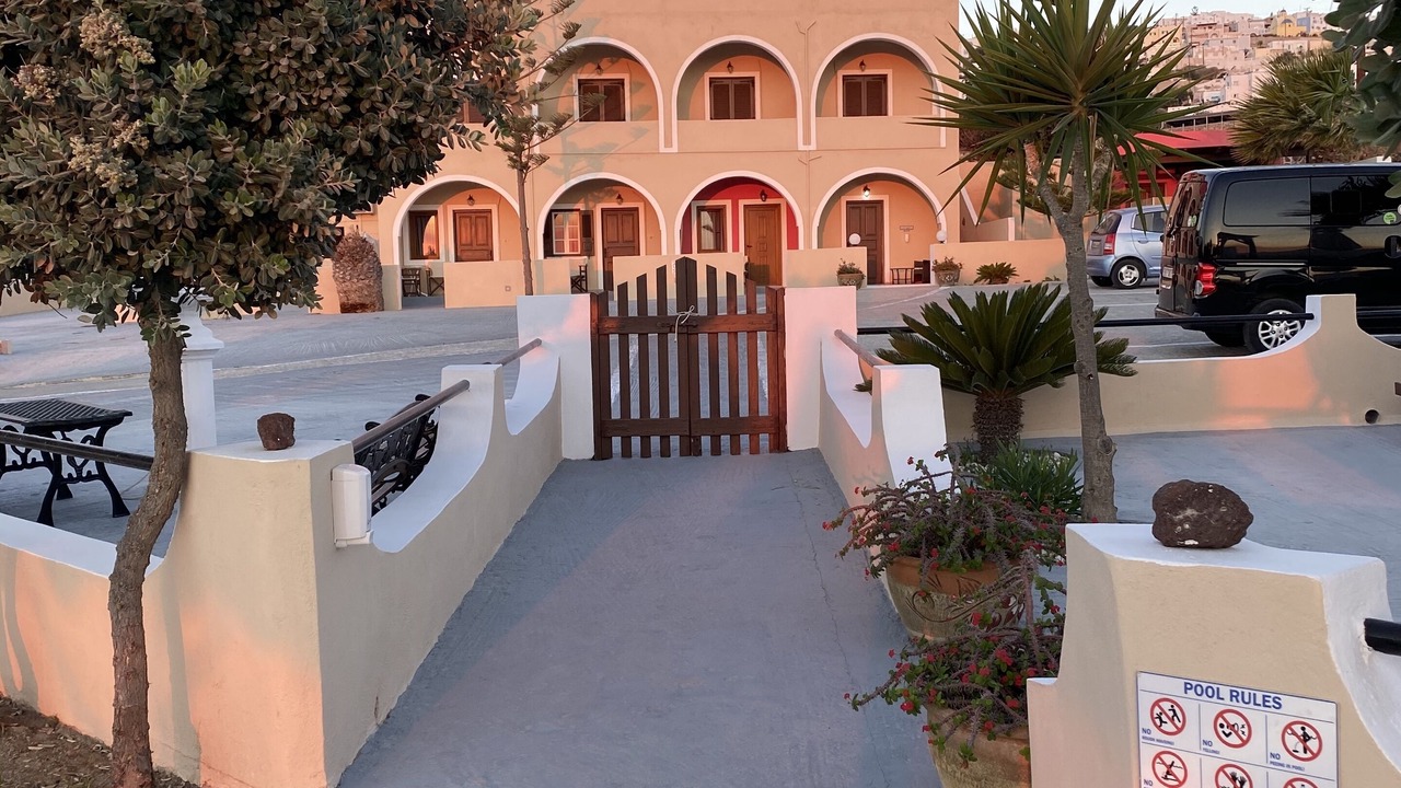 Photo of Outdoor in Fira