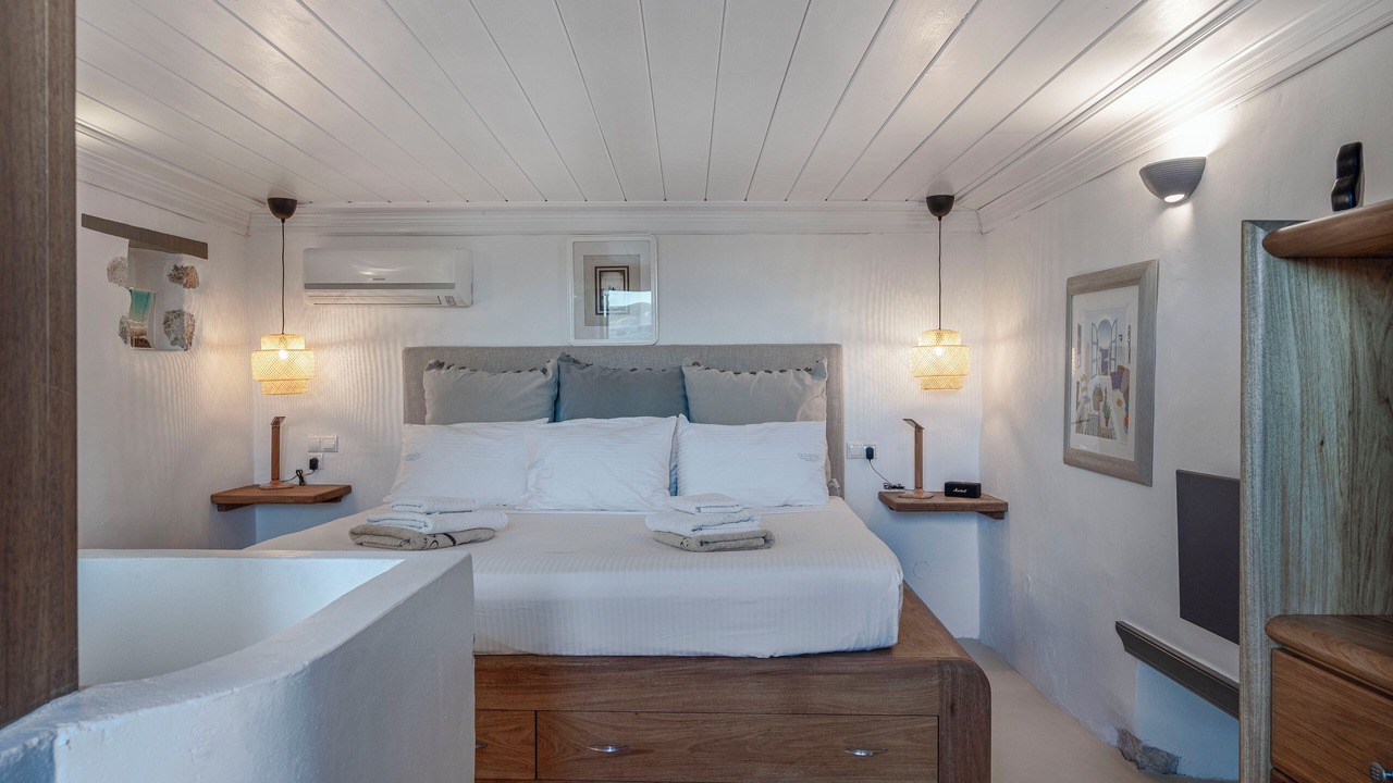 Photo of Bedroom in Patmos
