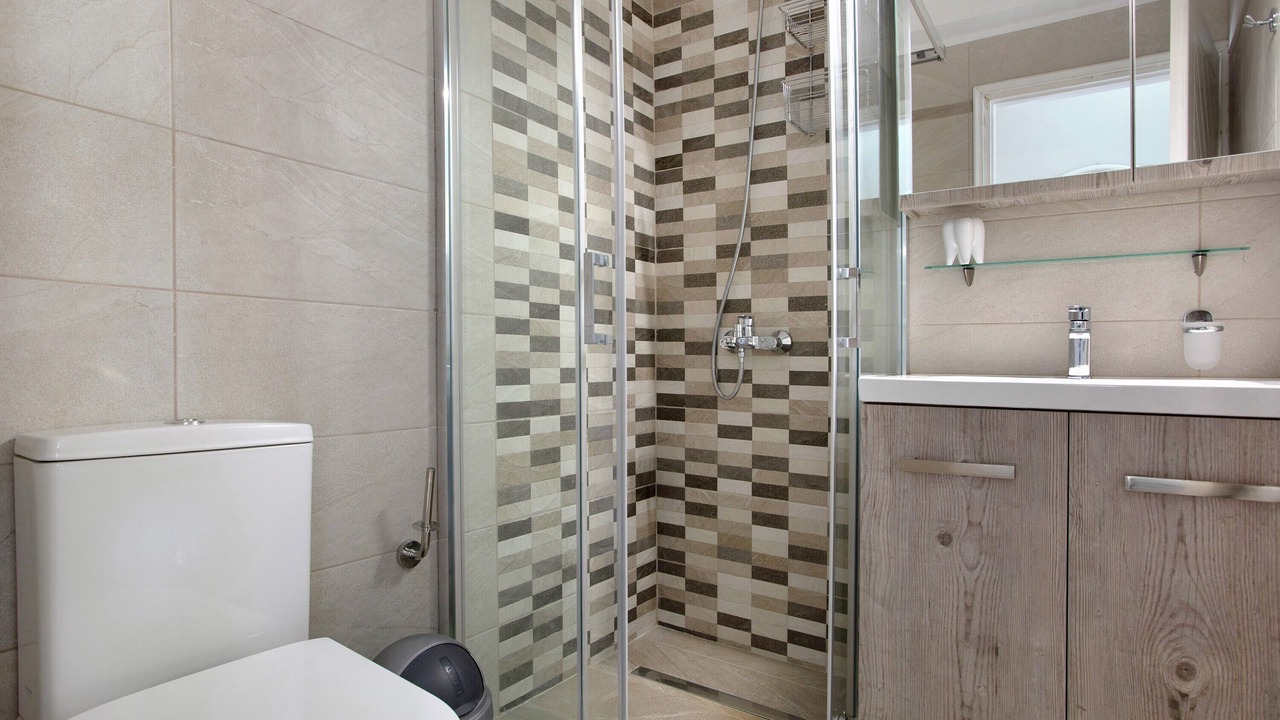 Photo of Bathroom in Alikanas