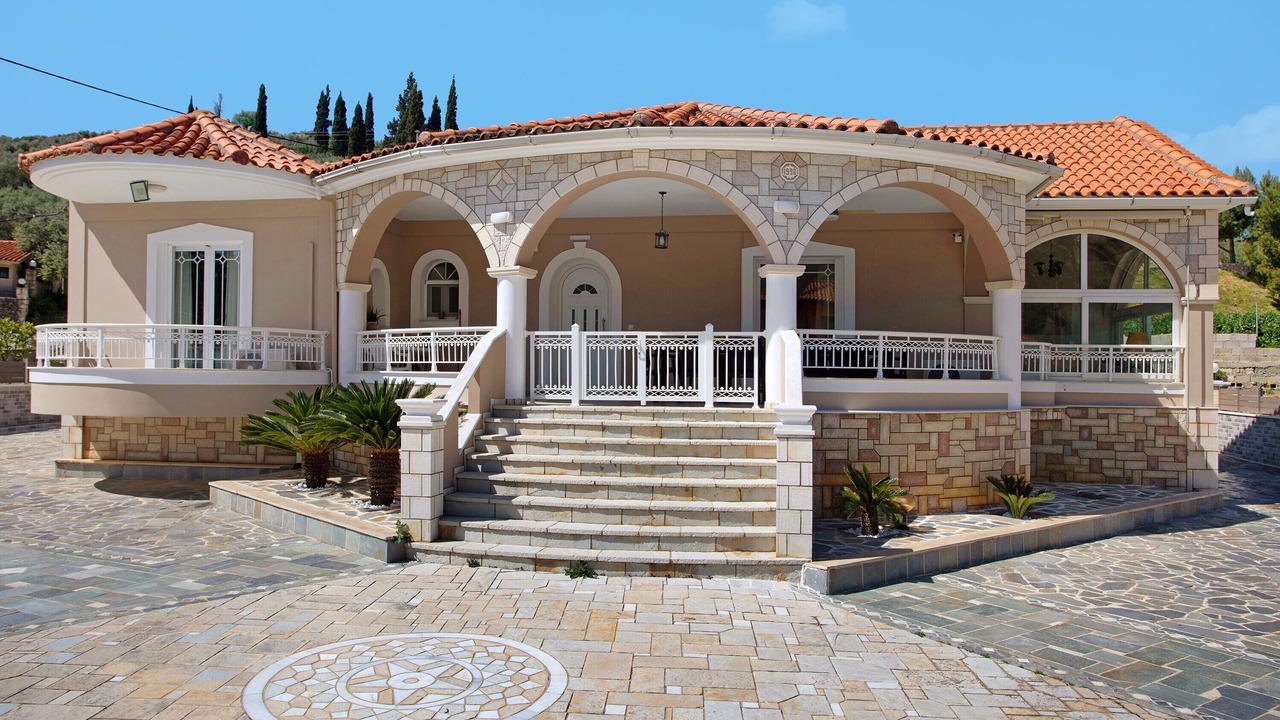 Photo of Outdoor in Alikanas