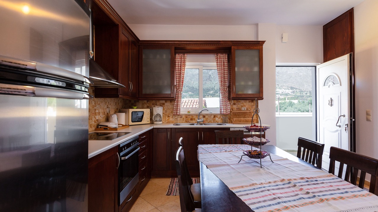Photo of Kitchen in Lefkogeia