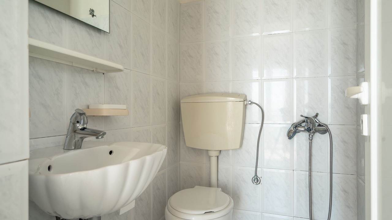 Photo of Bathroom in Lourdata