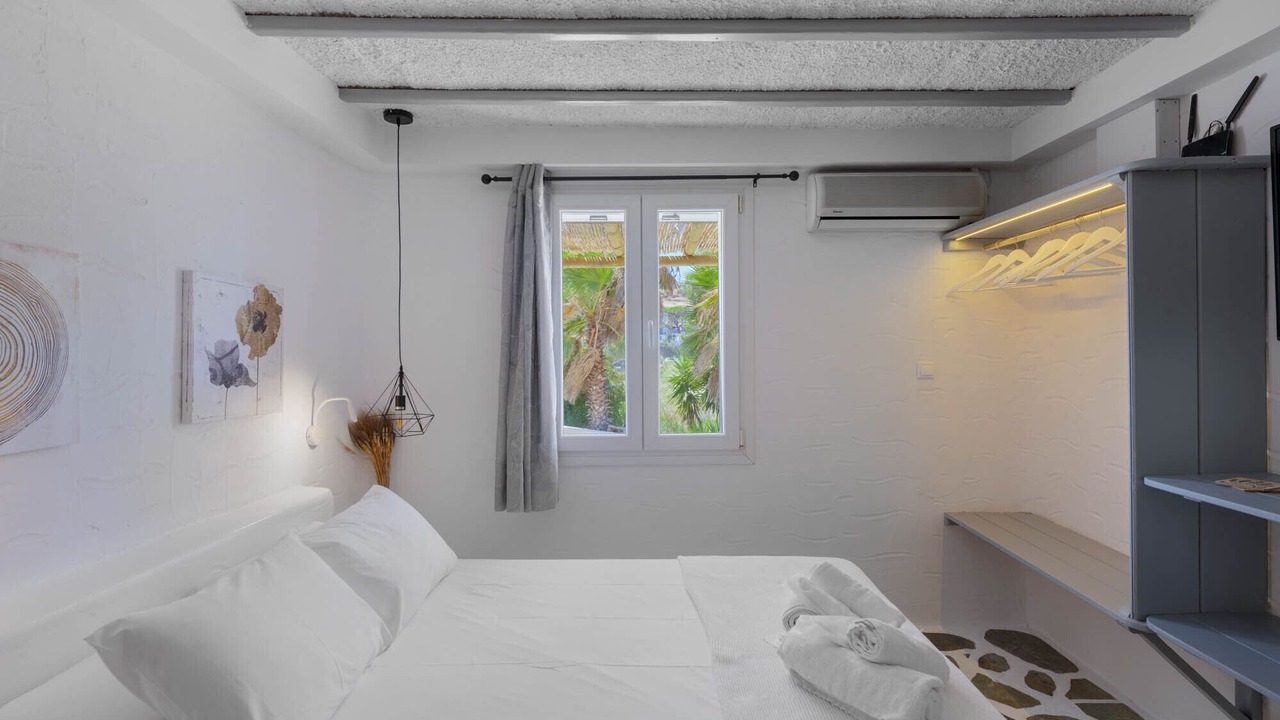 Photo of Bedroom in Megas Gialos