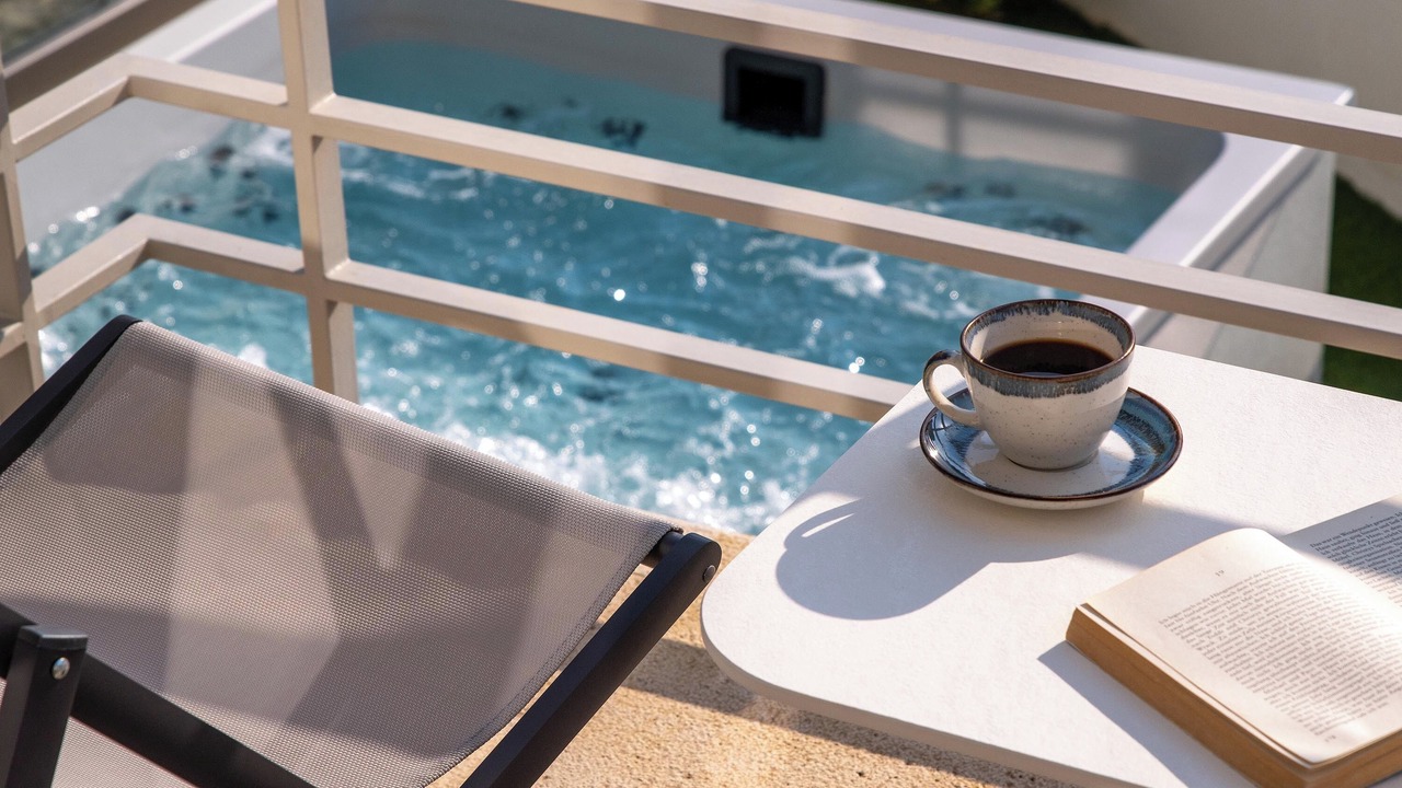 Photo of Outdoor in Ixia