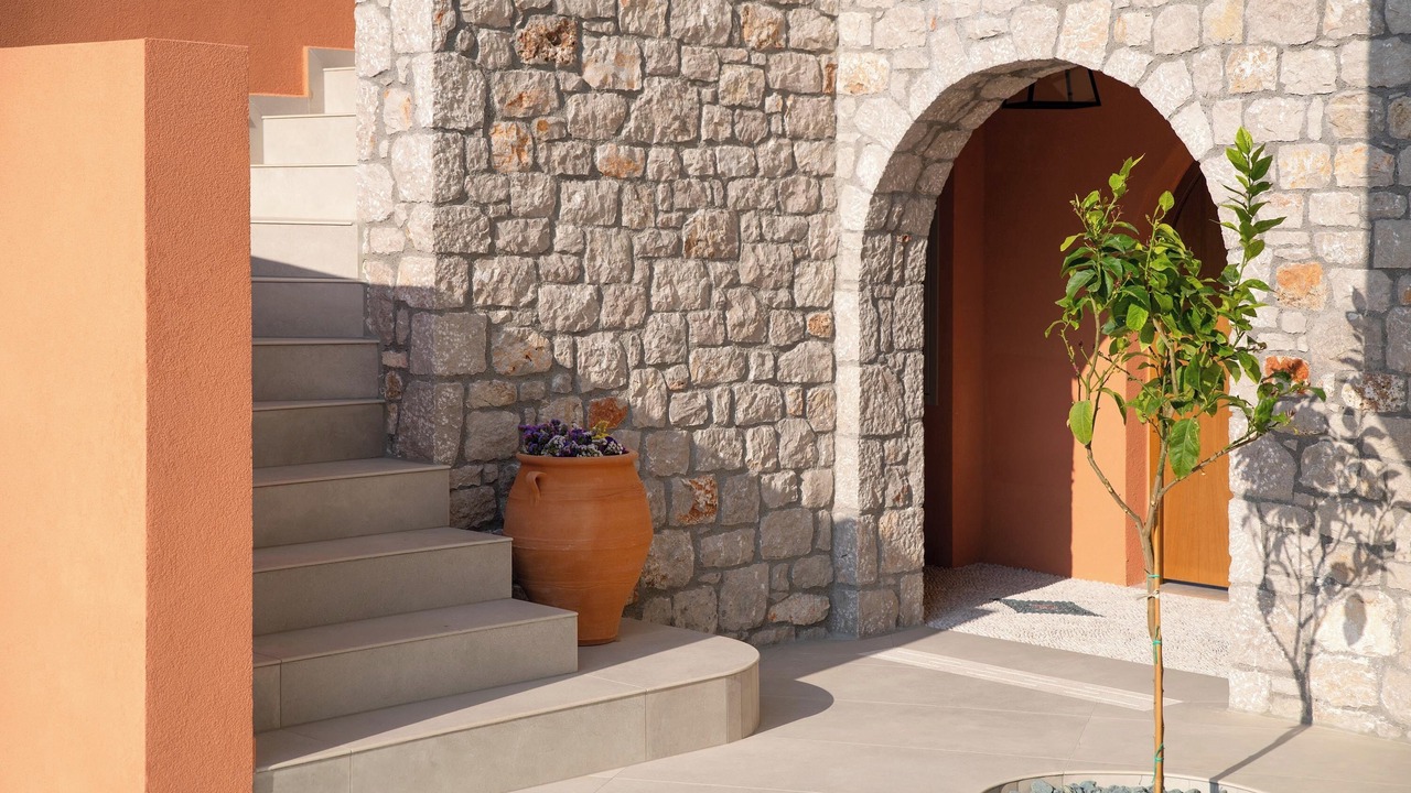 Photo of Outdoor in Ixia