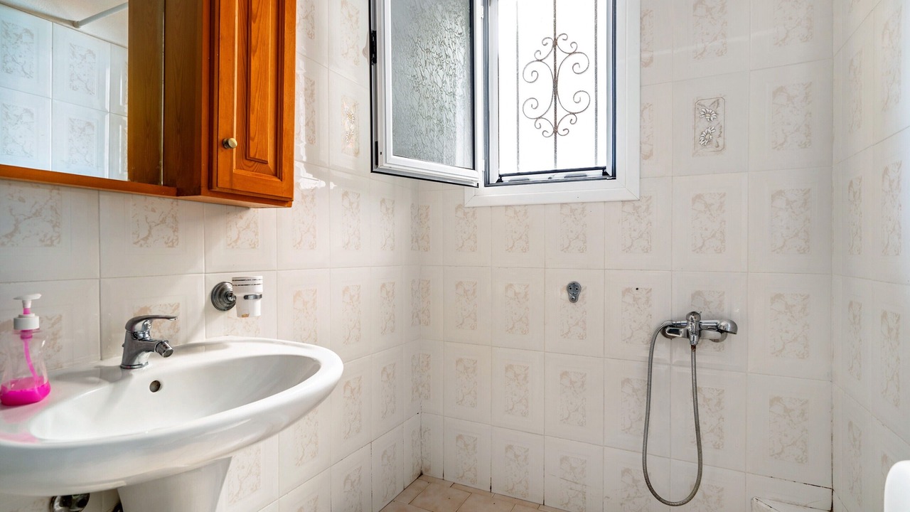 Photo of Bathroom in Agios Ioannis