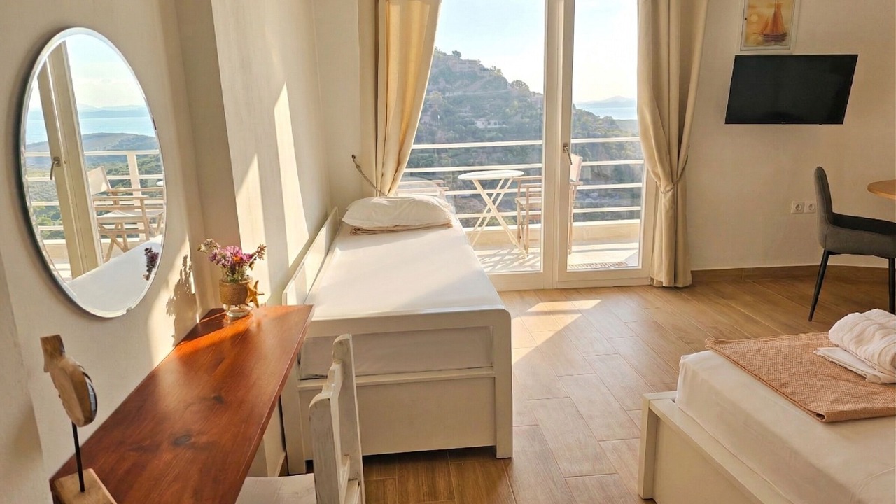 Photo of Bedroom in Kea